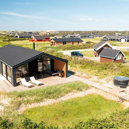 Fantastic, Newly Built At Tjornevej 18  * Løkken